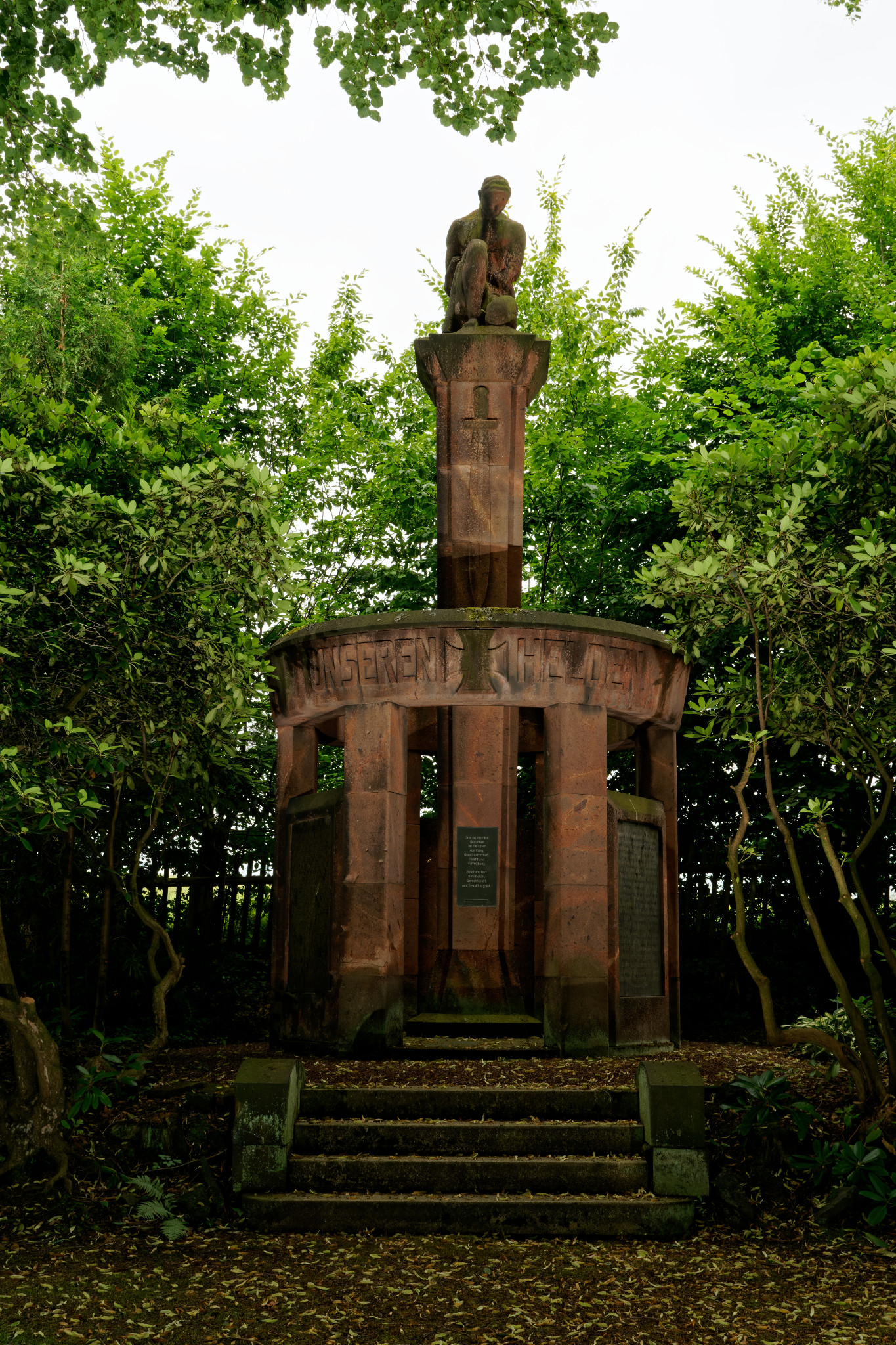 Kriegerdenkmal auf dem Friedhof Ebersdorf