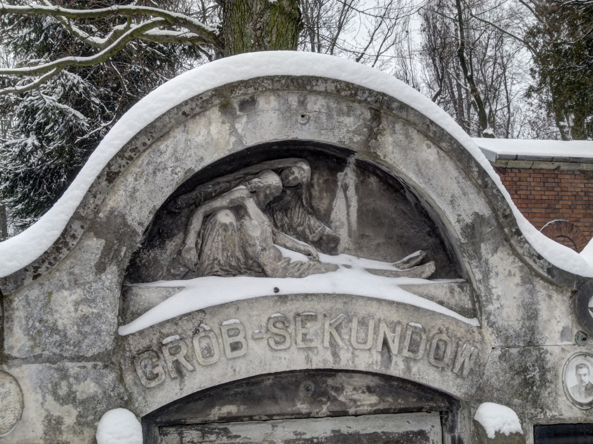 Stary cmentarz - Tarnów 01/2014